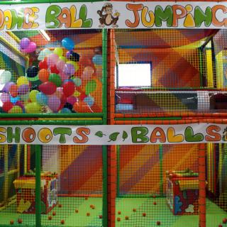 Birichini Park Dance Ball